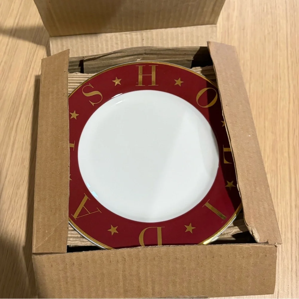 Pottery Barn Holidays Burgundy Gold Rim 7 1/2